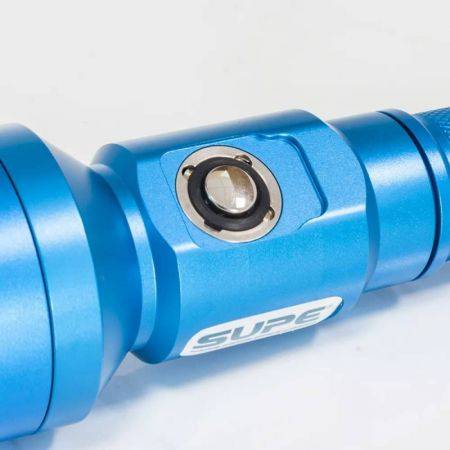 Lampe de plongée RD90 v2 2000Lm SUPE